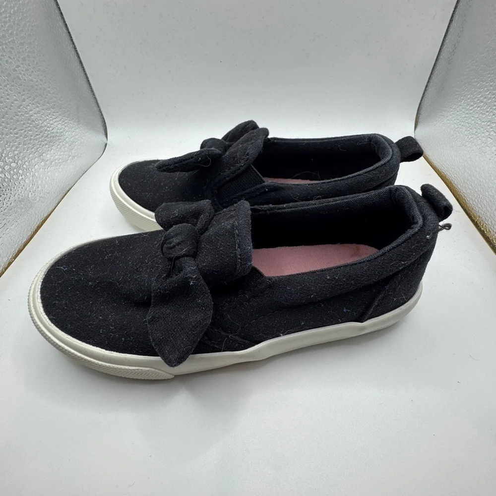 Old Navy Toddler Girl Size 9 Black and White Bow Slip-On Sneakers Shoes